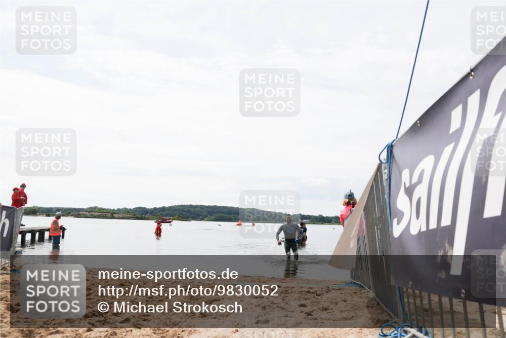 21.06.2026 - Viking Triathlon Michael Strokosch http://msf.ph/oto/9830052 21.06.2026 11:01:07 Schwimmen 71 meine-sportfotos.de