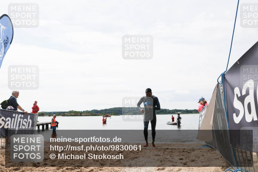 21.06.2026 - Viking Triathlon Michael Strokosch http://msf.ph/oto/9830061 21.06.2026 11:01:10 Schwimmen 71 meine-sportfotos.de