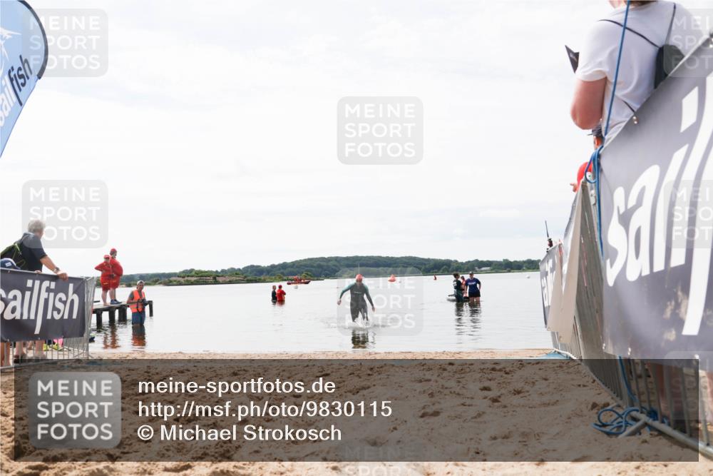21.06.2026 - Viking Triathlon Michael Strokosch http://msf.ph/oto/9830115 21.06.2026 11:02:03 Schwimmen 646 meine-sportfotos.de
