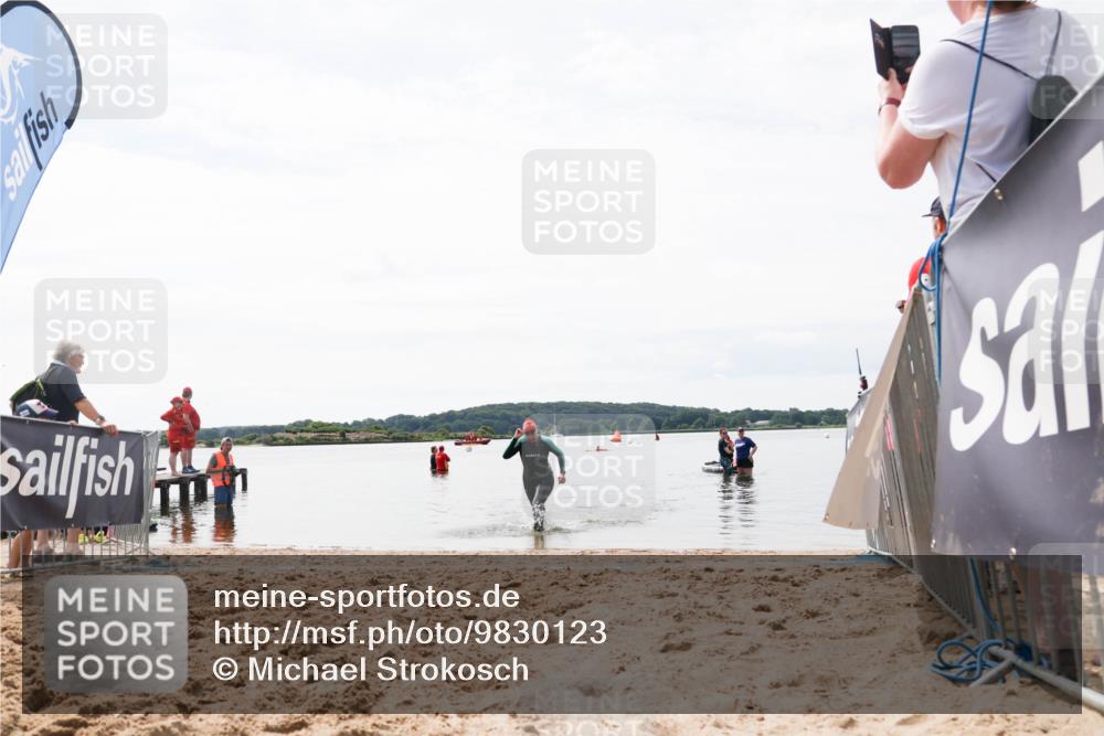 21.06.2026 - Viking Triathlon Michael Strokosch http://msf.ph/oto/9830123 21.06.2026 11:02:05 Schwimmen 646 meine-sportfotos.de
