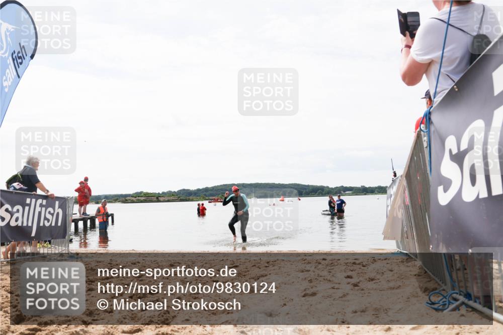 21.06.2026 - Viking Triathlon Michael Strokosch http://msf.ph/oto/9830124 21.06.2026 11:02:06 Schwimmen 646 meine-sportfotos.de