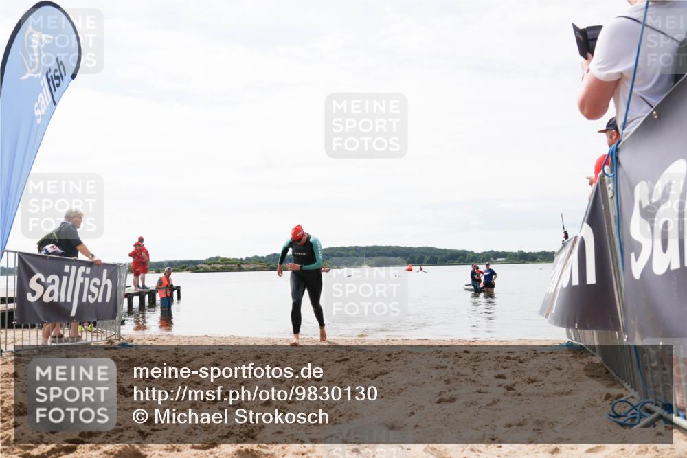 21.06.2026 - Viking Triathlon Michael Strokosch http://msf.ph/oto/9830130 21.06.2026 11:02:08 Schwimmen 646 meine-sportfotos.de