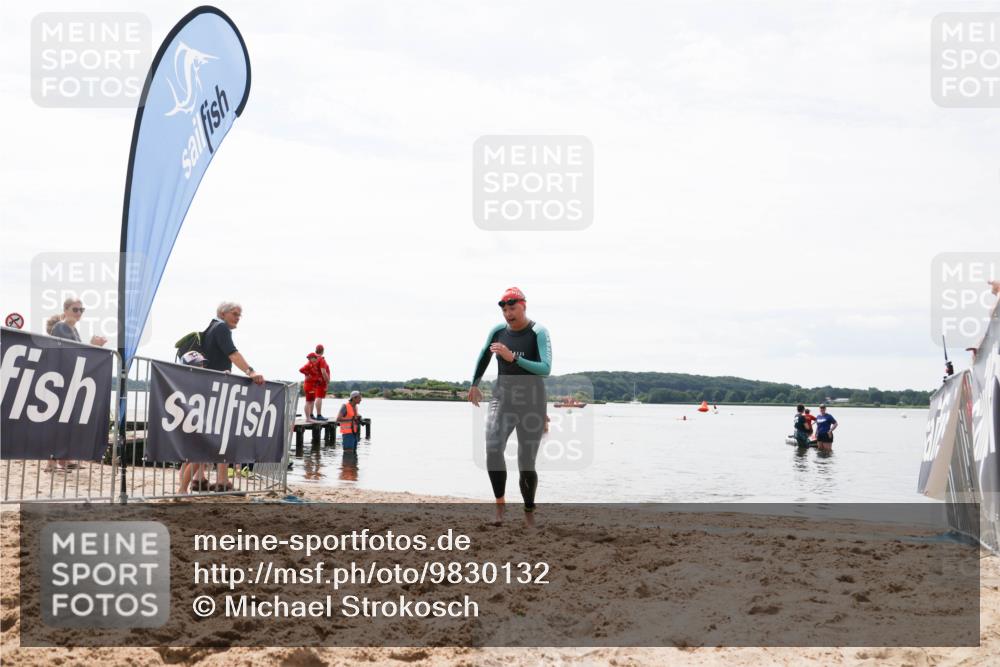 21.06.2026 - Viking Triathlon Michael Strokosch http://msf.ph/oto/9830132 21.06.2026 11:02:08 Schwimmen 646 meine-sportfotos.de