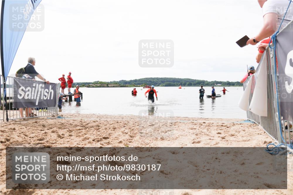 21.06.2026 - Viking Triathlon Michael Strokosch http://msf.ph/oto/9830187 21.06.2026 11:02:52 Schwimmen 379 meine-sportfotos.de