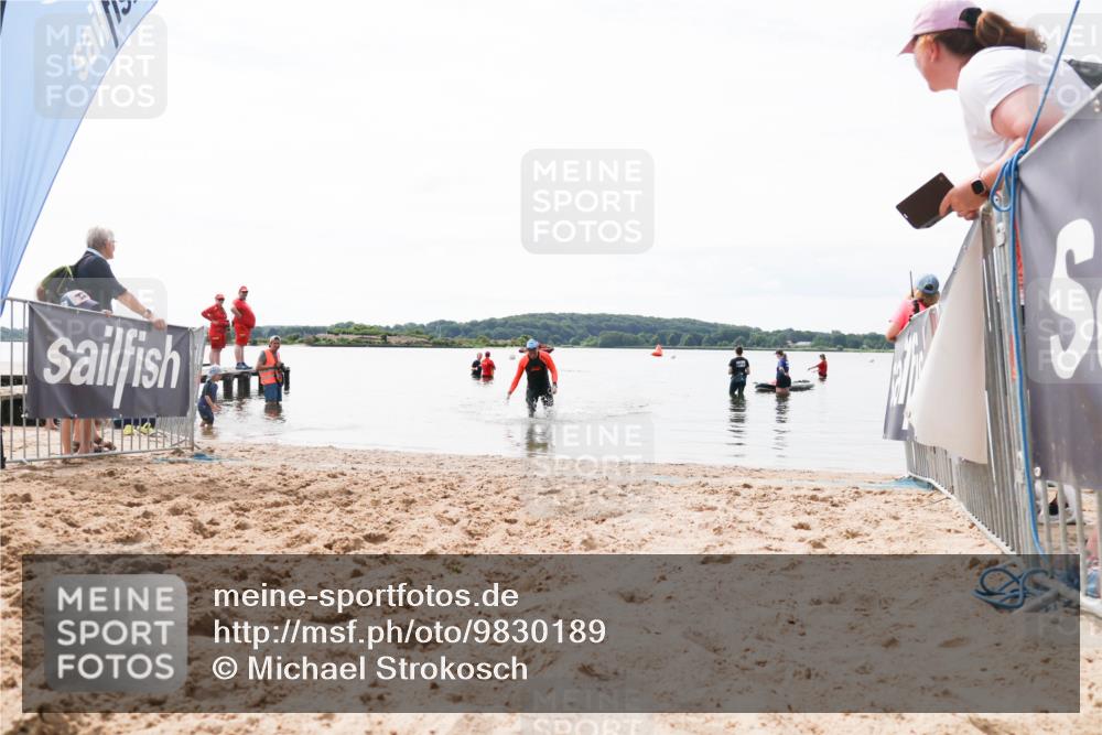 21.06.2026 - Viking Triathlon Michael Strokosch http://msf.ph/oto/9830189 21.06.2026 11:02:53 Schwimmen 379 meine-sportfotos.de