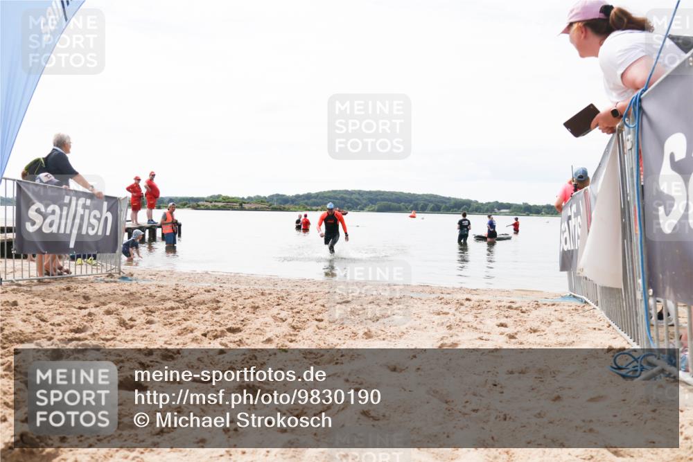 21.06.2026 - Viking Triathlon Michael Strokosch http://msf.ph/oto/9830190 21.06.2026 11:02:53 Schwimmen 379 meine-sportfotos.de
