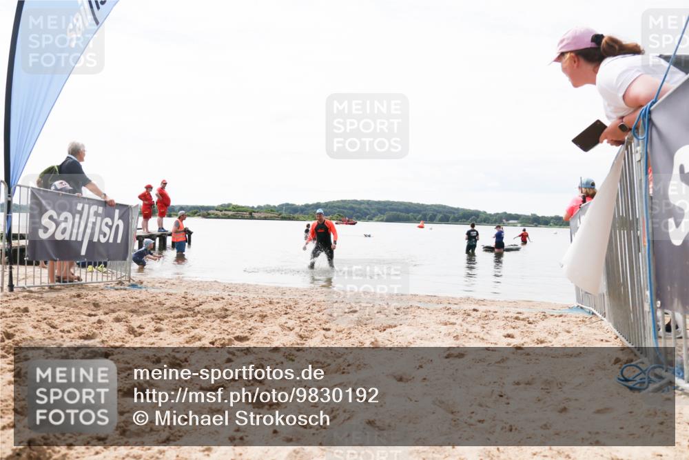 21.06.2026 - Viking Triathlon Michael Strokosch http://msf.ph/oto/9830192 21.06.2026 11:02:54 Schwimmen 379 meine-sportfotos.de
