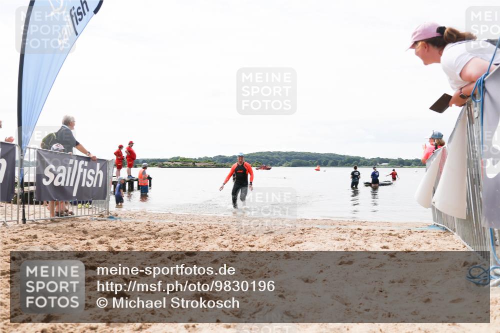 21.06.2026 - Viking Triathlon Michael Strokosch http://msf.ph/oto/9830196 21.06.2026 11:02:55 Schwimmen 379 meine-sportfotos.de