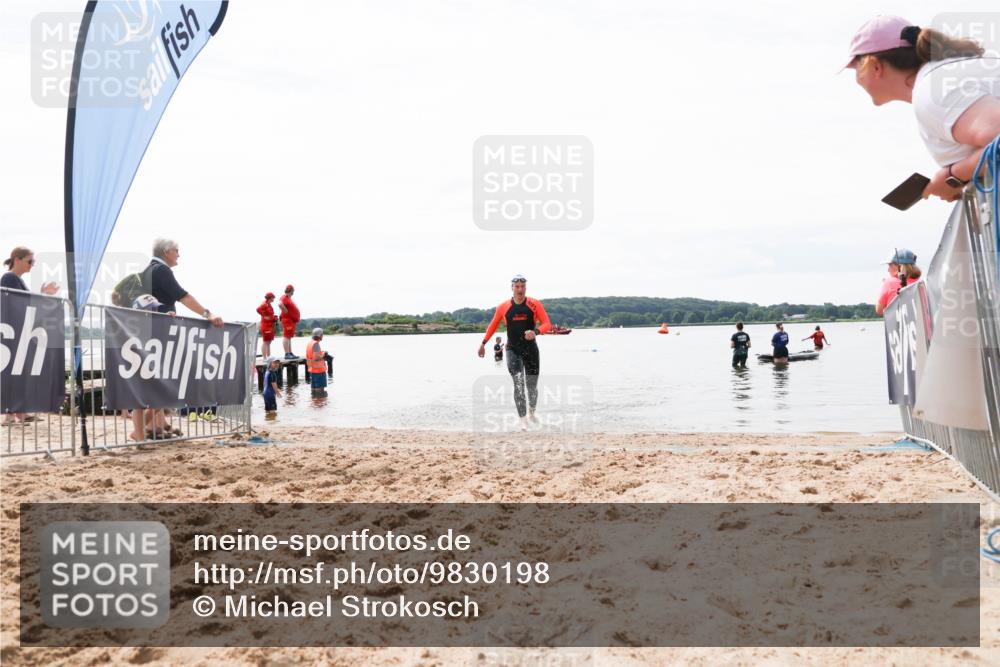21.06.2026 - Viking Triathlon Michael Strokosch http://msf.ph/oto/9830198 21.06.2026 11:02:56 Schwimmen 379 meine-sportfotos.de