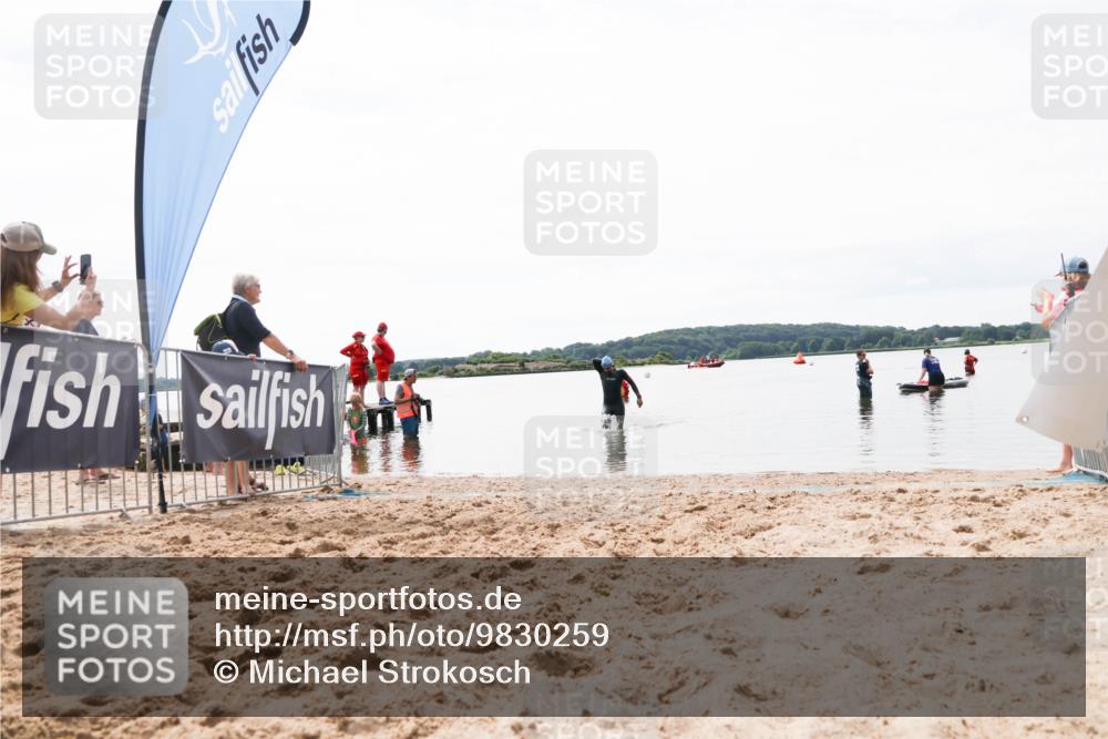 21.06.2026 - Viking Triathlon Michael Strokosch http://msf.ph/oto/9830259 21.06.2026 11:03:24 Schwimmen 529 meine-sportfotos.de