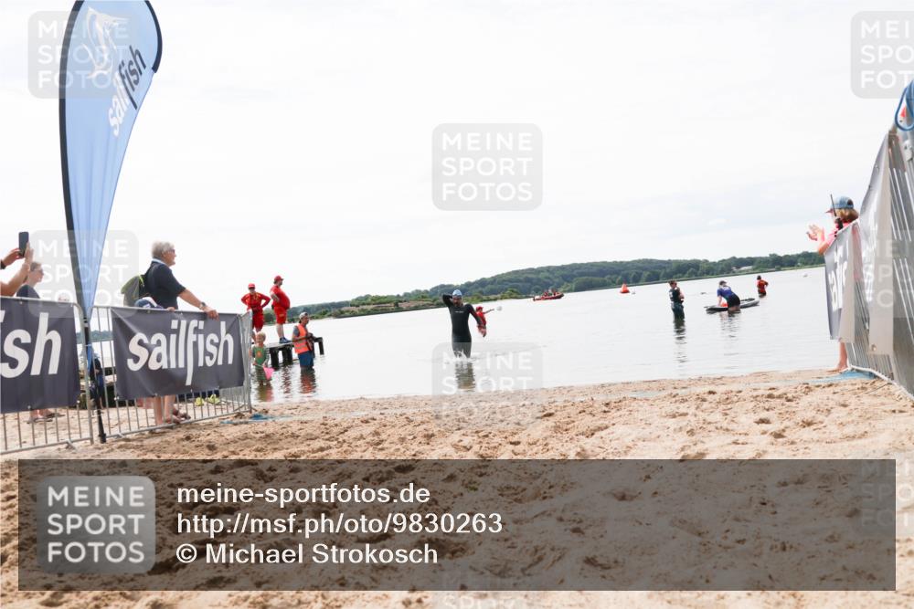 21.06.2026 - Viking Triathlon Michael Strokosch http://msf.ph/oto/9830263 21.06.2026 11:03:25 Schwimmen 529 meine-sportfotos.de