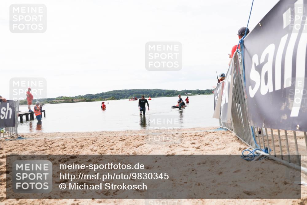 21.06.2026 - Viking Triathlon Michael Strokosch http://msf.ph/oto/9830345 21.06.2026 11:04:12 Schwimmen 421 meine-sportfotos.de