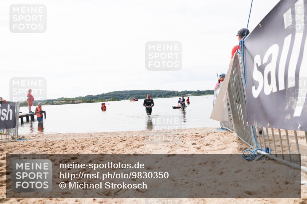 21.06.2026 - Viking Triathlon Michael Strokosch http://msf.ph/oto/9830350 21.06.2026 11:04:14 Schwimmen 421 meine-sportfotos.de