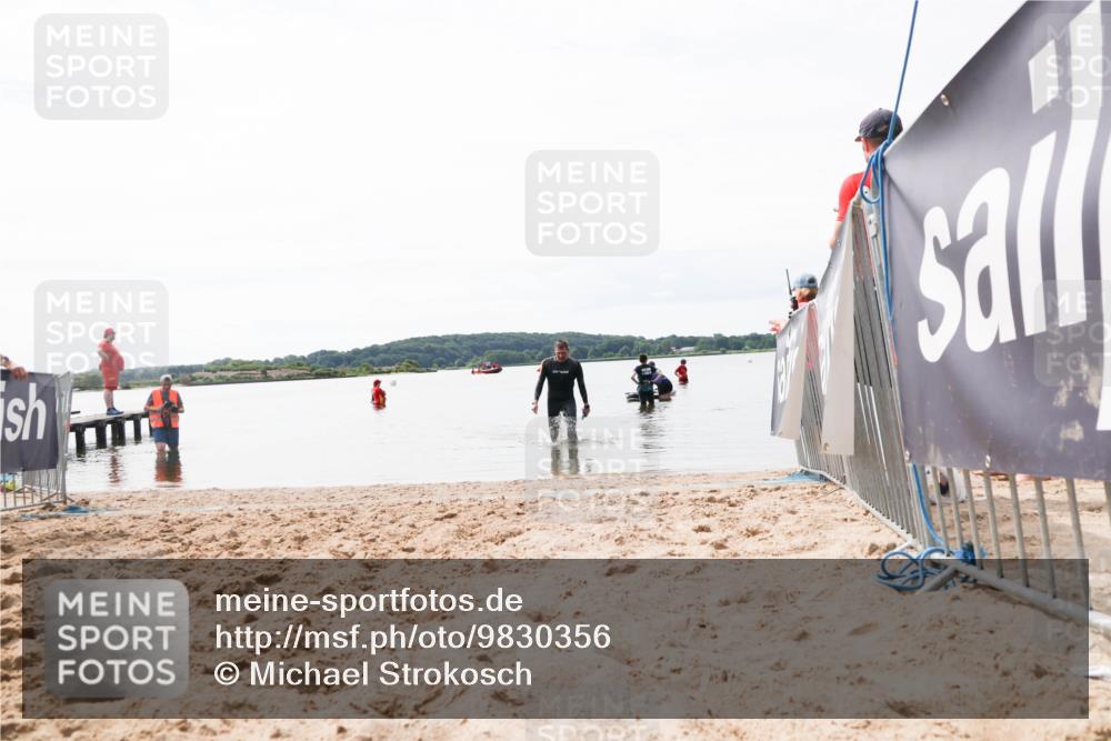 21.06.2026 - Viking Triathlon Michael Strokosch http://msf.ph/oto/9830356 21.06.2026 11:04:16 Schwimmen 421 meine-sportfotos.de