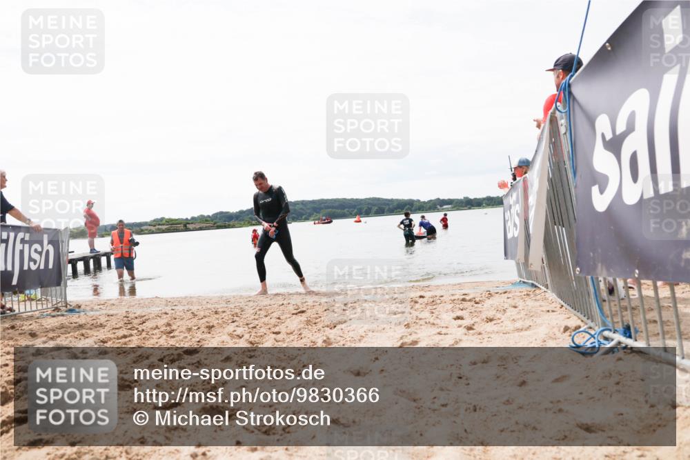 21.06.2026 - Viking Triathlon Michael Strokosch http://msf.ph/oto/9830366 21.06.2026 11:04:19 Schwimmen 421 meine-sportfotos.de