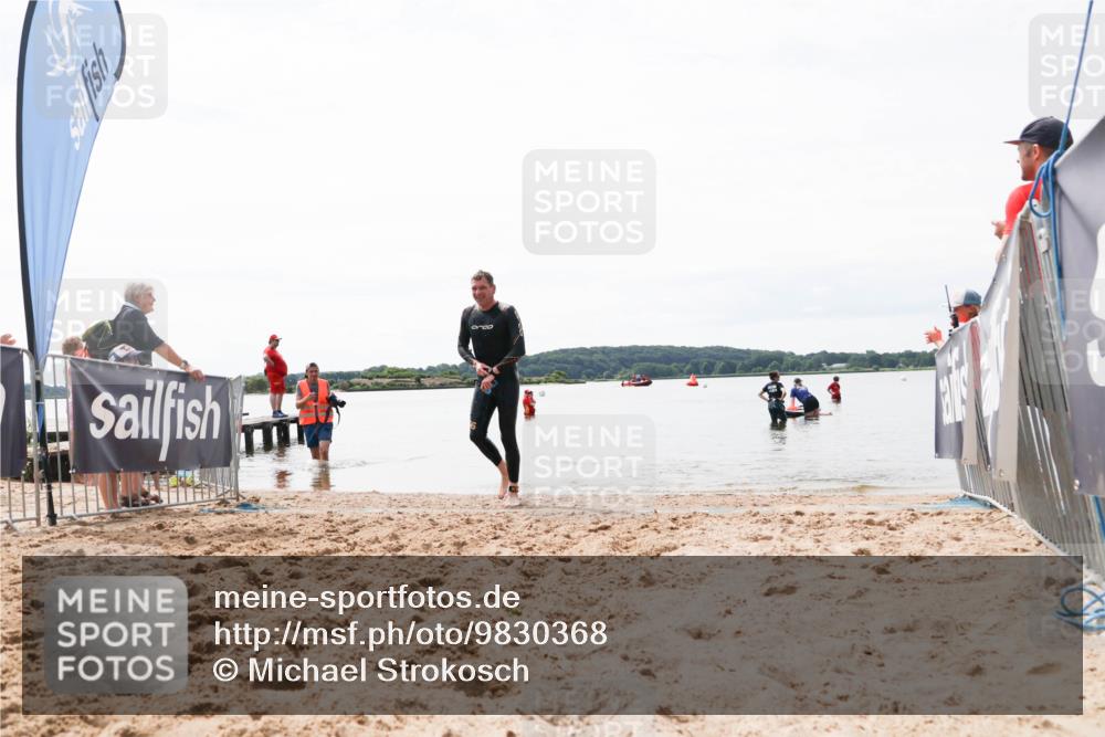 21.06.2026 - Viking Triathlon Michael Strokosch http://msf.ph/oto/9830368 21.06.2026 11:04:20 Schwimmen 421 meine-sportfotos.de