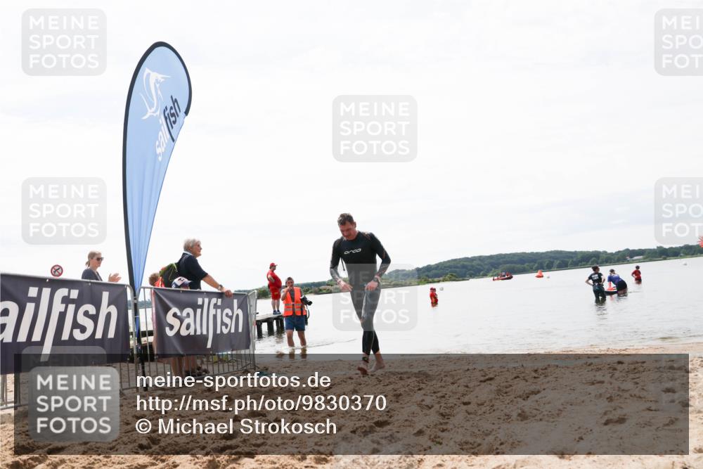 21.06.2026 - Viking Triathlon Michael Strokosch http://msf.ph/oto/9830370 21.06.2026 11:04:20 Schwimmen 421 meine-sportfotos.de