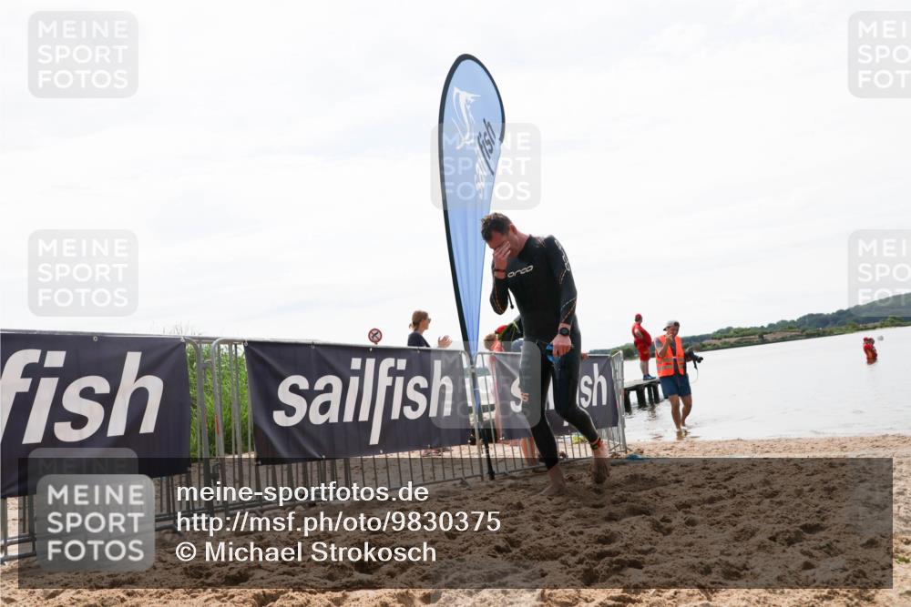 21.06.2026 - Viking Triathlon Michael Strokosch http://msf.ph/oto/9830375 21.06.2026 11:04:22 Schwimmen 421 meine-sportfotos.de