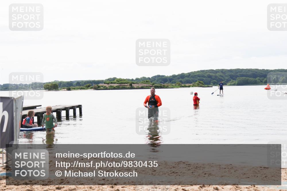 21.06.2026 - Viking Triathlon Michael Strokosch http://msf.ph/oto/9830435 21.06.2026 11:11:10 Schwimmen  meine-sportfotos.de