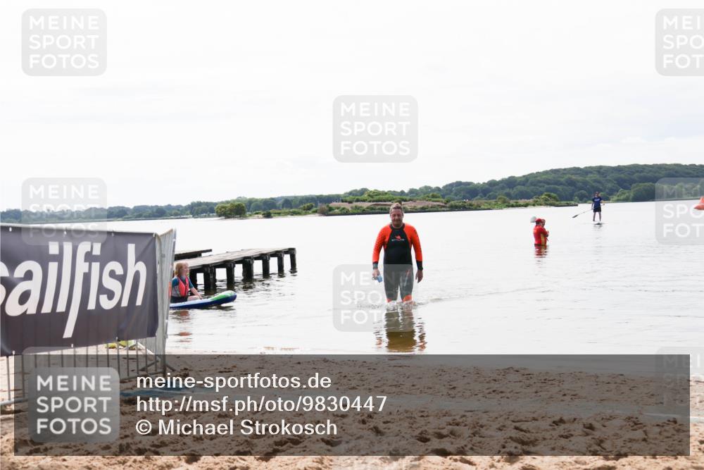 21.06.2026 - Viking Triathlon Michael Strokosch http://msf.ph/oto/9830447 21.06.2026 11:11:14 Schwimmen 39 meine-sportfotos.de