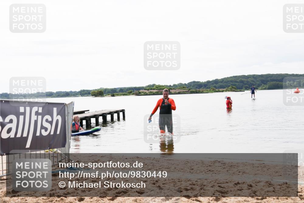 21.06.2026 - Viking Triathlon Michael Strokosch http://msf.ph/oto/9830449 21.06.2026 11:11:15 Schwimmen 39 meine-sportfotos.de