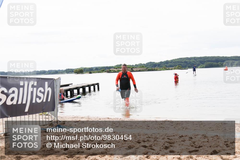 21.06.2026 - Viking Triathlon Michael Strokosch http://msf.ph/oto/9830454 21.06.2026 11:11:16 Schwimmen 39 meine-sportfotos.de