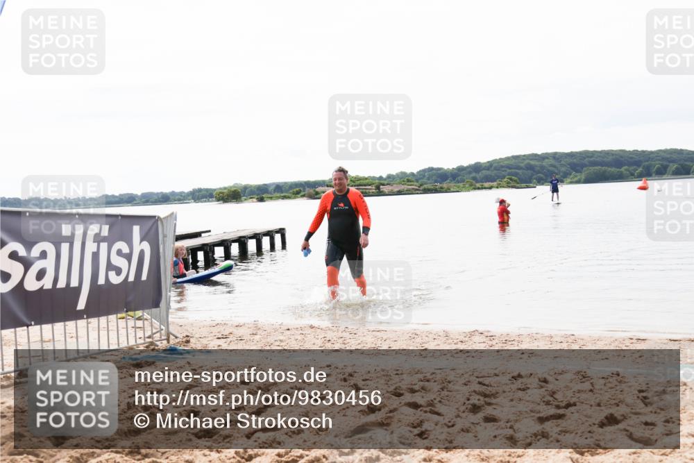 21.06.2026 - Viking Triathlon Michael Strokosch http://msf.ph/oto/9830456 21.06.2026 11:11:17 Schwimmen 39 meine-sportfotos.de