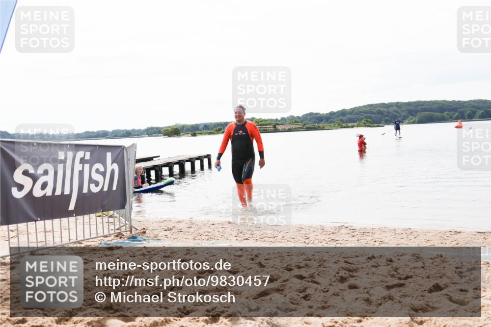 21.06.2026 - Viking Triathlon Michael Strokosch http://msf.ph/oto/9830457 21.06.2026 11:11:17 Schwimmen 39 meine-sportfotos.de
