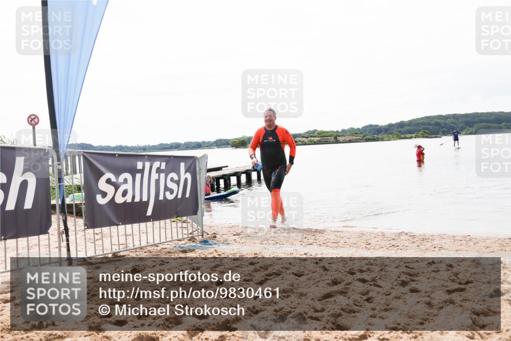 21.06.2026 - Viking Triathlon Michael Strokosch http://msf.ph/oto/9830461 21.06.2026 11:11:19 Schwimmen 39 meine-sportfotos.de