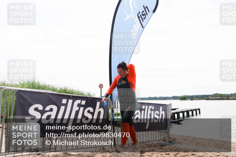 21.06.2026 - Viking Triathlon Michael Strokosch http://msf.ph/oto/9830470 21.06.2026 11:11:22 Schwimmen 39 meine-sportfotos.de