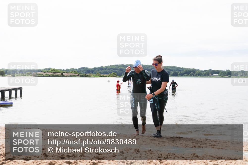 21.06.2026 - Viking Triathlon Michael Strokosch http://msf.ph/oto/9830489 21.06.2026 11:12:19 Schwimmen 368 meine-sportfotos.de