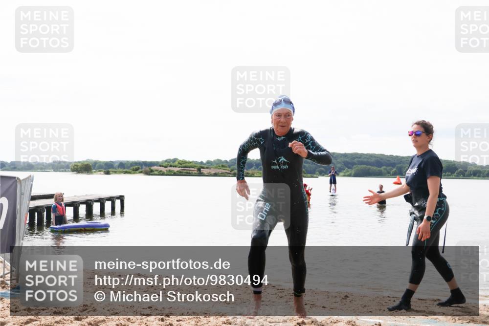 21.06.2026 - Viking Triathlon Michael Strokosch http://msf.ph/oto/9830494 21.06.2026 11:12:21 Schwimmen 368 meine-sportfotos.de