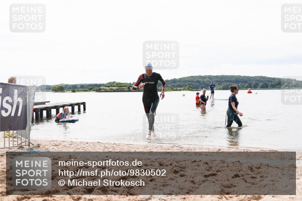 21.06.2026 - Viking Triathlon Michael Strokosch http://msf.ph/oto/9830502 21.06.2026 11:12:41 Schwimmen 70 meine-sportfotos.de