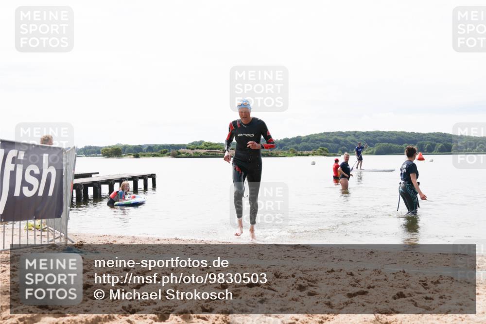 21.06.2026 - Viking Triathlon Michael Strokosch http://msf.ph/oto/9830503 21.06.2026 11:12:41 Schwimmen 70 meine-sportfotos.de