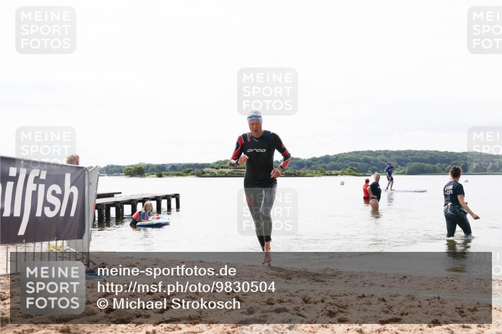 21.06.2026 - Viking Triathlon Michael Strokosch http://msf.ph/oto/9830504 21.06.2026 11:12:42 Schwimmen 70 meine-sportfotos.de