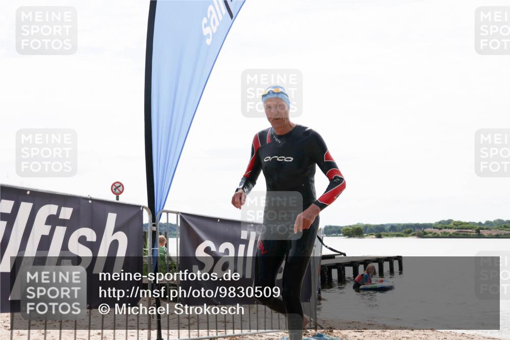 21.06.2026 - Viking Triathlon Michael Strokosch http://msf.ph/oto/9830509 21.06.2026 11:12:43 Schwimmen 70 meine-sportfotos.de