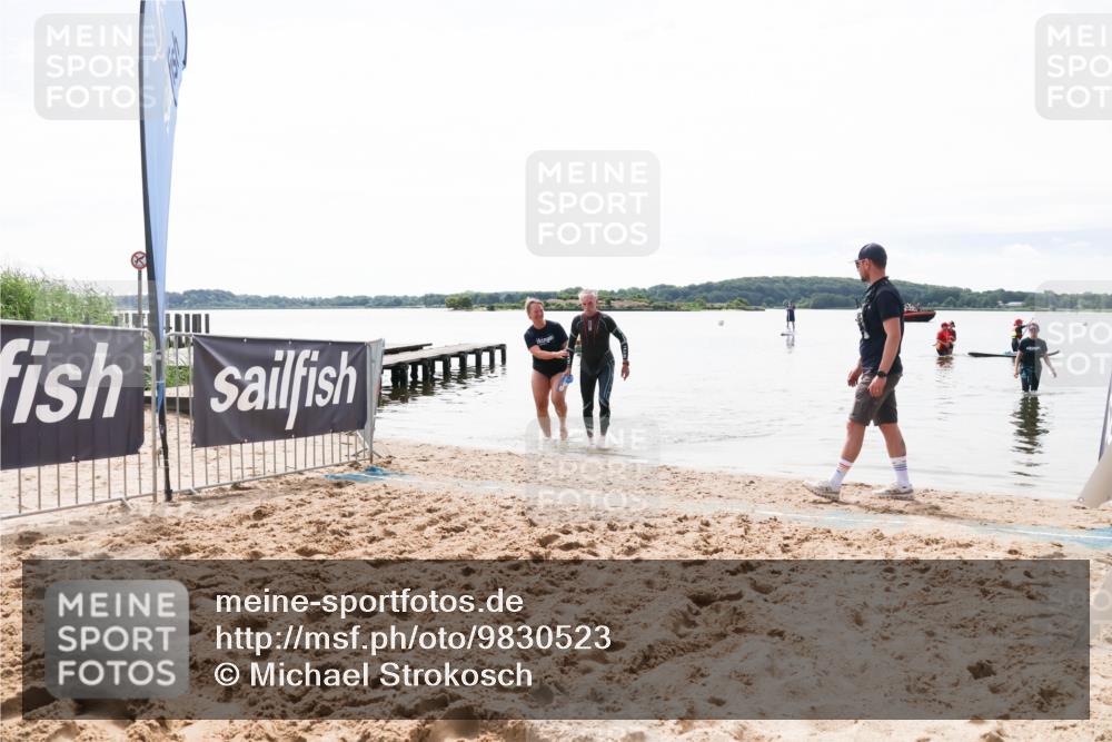 21.06.2026 - Viking Triathlon Michael Strokosch http://msf.ph/oto/9830523 21.06.2026 11:18:31 Schwimmen 431 meine-sportfotos.de