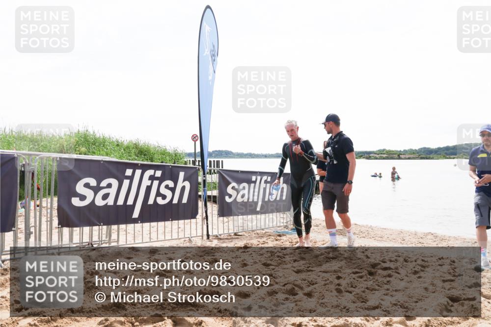 21.06.2026 - Viking Triathlon Michael Strokosch http://msf.ph/oto/9830539 21.06.2026 11:18:37 Schwimmen 431 meine-sportfotos.de