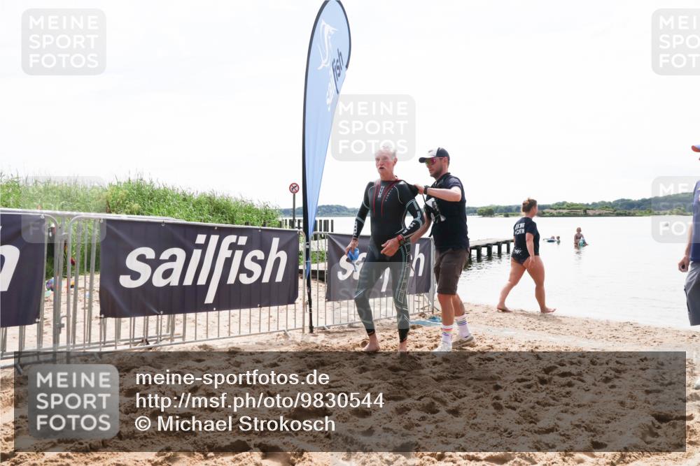 21.06.2026 - Viking Triathlon Michael Strokosch http://msf.ph/oto/9830544 21.06.2026 11:18:38 Schwimmen 431 meine-sportfotos.de
