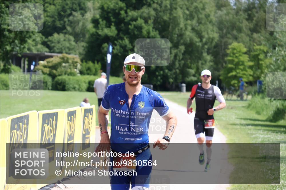 21.06.2026 - Viking Triathlon Michael Strokosch http://msf.ph/oto/9830564 21.06.2026 12:38:42 Laufen 441, 517 meine-sportfotos.de