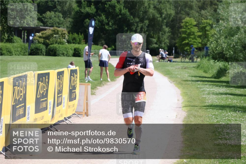 21.06.2026 - Viking Triathlon Michael Strokosch http://msf.ph/oto/9830570 21.06.2026 12:38:44 Laufen 441, 517 meine-sportfotos.de
