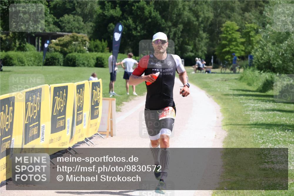 21.06.2026 - Viking Triathlon Michael Strokosch http://msf.ph/oto/9830572 21.06.2026 12:38:45 Laufen 441, 517 meine-sportfotos.de