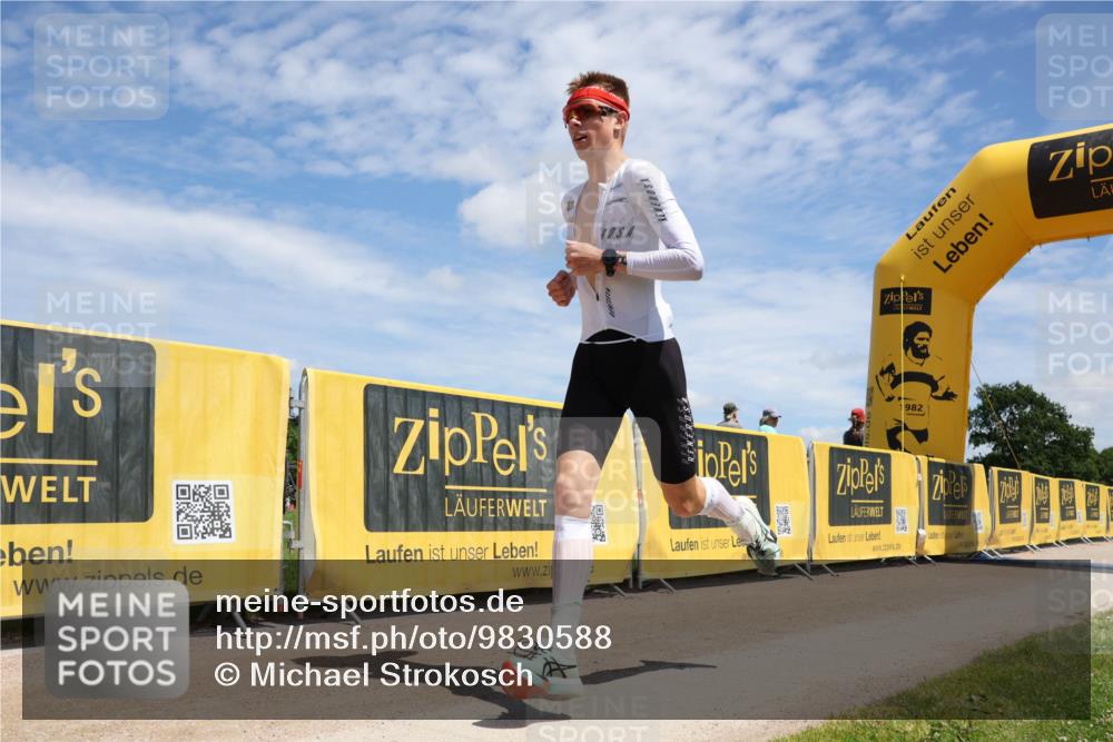 21.06.2026 - Viking Triathlon Michael Strokosch http://msf.ph/oto/9830588 21.06.2026 12:42:20 Laufen 8 meine-sportfotos.de