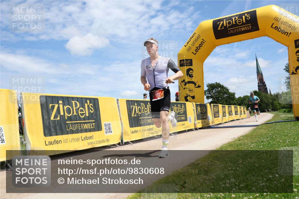 21.06.2026 - Viking Triathlon Michael Strokosch http://msf.ph/oto/9830608 21.06.2026 12:42:48 Laufen 103, 527 meine-sportfotos.de