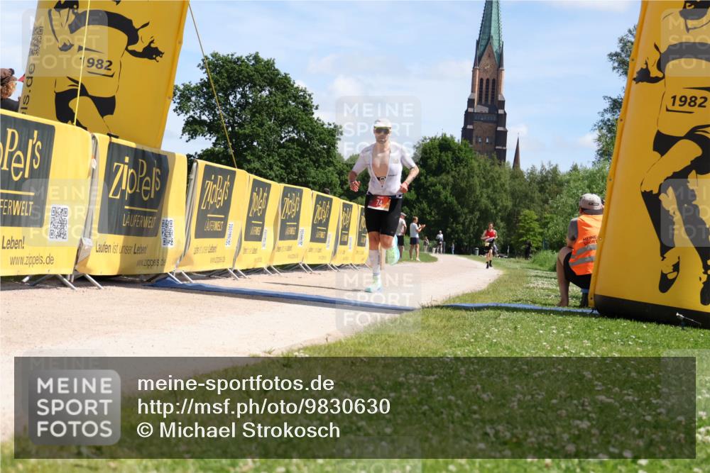 21.06.2026 - Viking Triathlon Michael Strokosch http://msf.ph/oto/9830630 21.06.2026 12:44:54 Laufen 74 meine-sportfotos.de