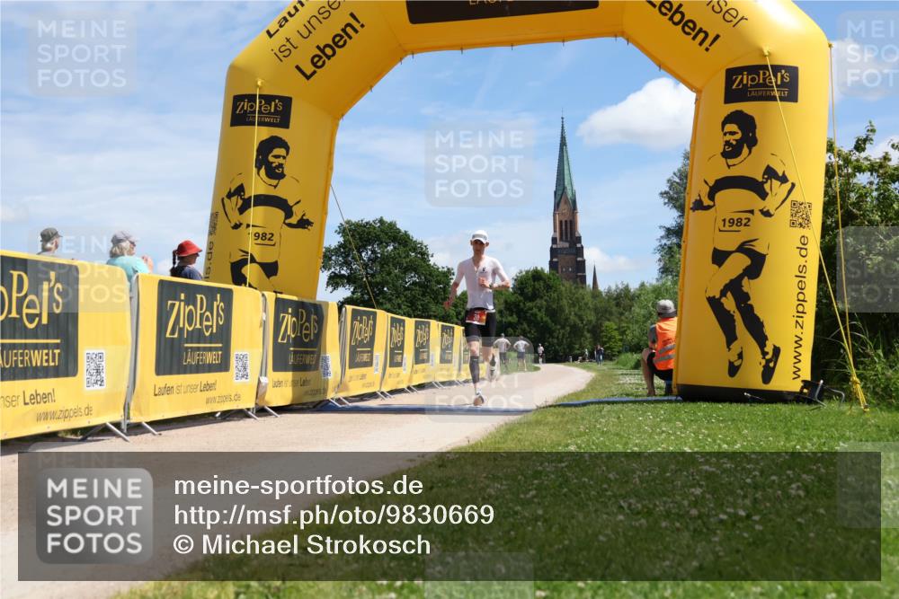 21.06.2026 - Viking Triathlon Michael Strokosch http://msf.ph/oto/9830669 21.06.2026 12:46:43 Laufen 38 meine-sportfotos.de