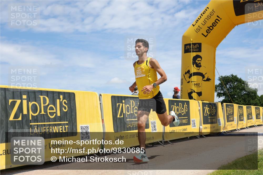 21.06.2026 - Viking Triathlon Michael Strokosch http://msf.ph/oto/9830685 21.06.2026 12:47:26 Laufen 665 meine-sportfotos.de