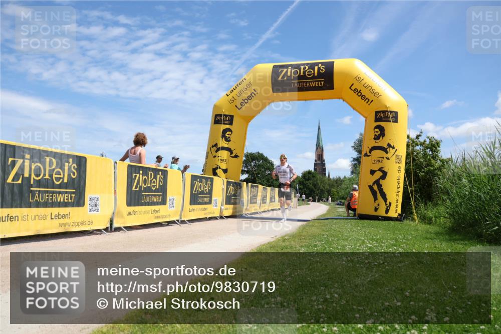 21.06.2026 - Viking Triathlon Michael Strokosch http://msf.ph/oto/9830719 21.06.2026 12:51:17 Laufen 9 meine-sportfotos.de