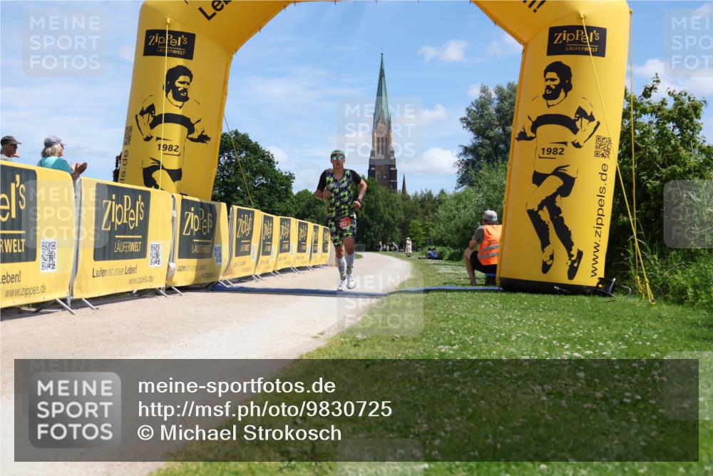 21.06.2026 - Viking Triathlon Michael Strokosch http://msf.ph/oto/9830725 21.06.2026 12:51:38 Laufen 383 meine-sportfotos.de