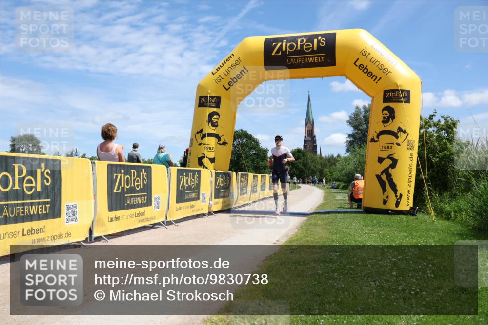 21.06.2026 - Viking Triathlon Michael Strokosch http://msf.ph/oto/9830738 21.06.2026 12:52:24 Laufen 579 meine-sportfotos.de